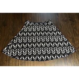 JOE B Skirt Womens SZ Med Blk White Zig-Zag Textured Knit Work Dress Up Wear